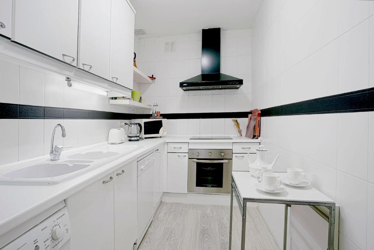 Genteel Home Huertas Мадрид Екстериор снимка
