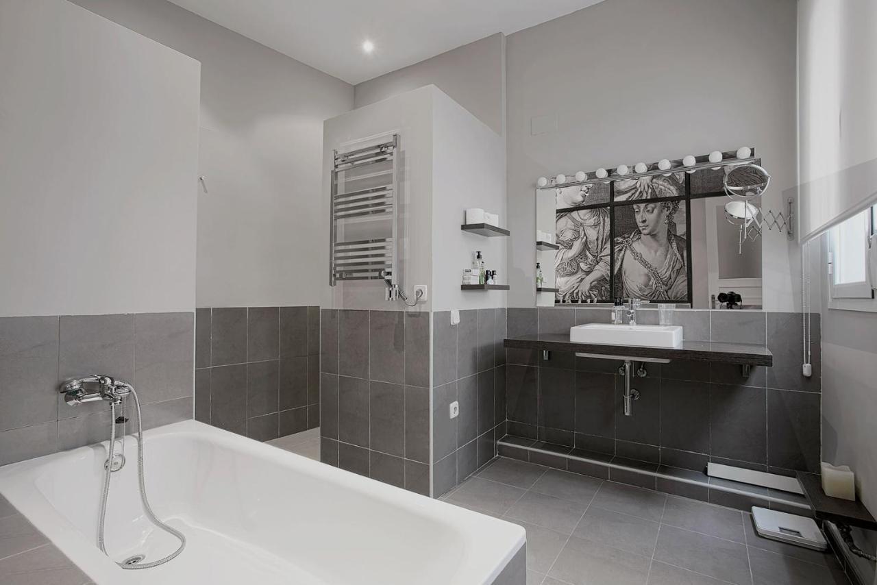 Genteel Home Huertas Мадрид Екстериор снимка